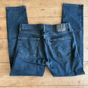 Men’s Levi’s Dark Denim Jeans Style 502 34x32